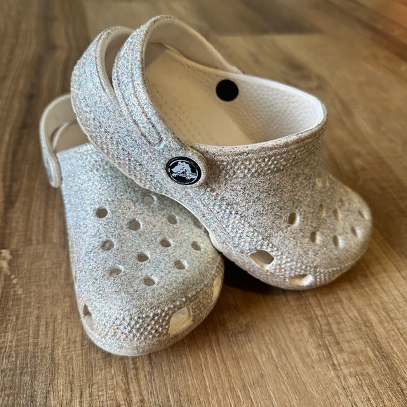 CROCS Kids Sparkly White Clogs Size 12 - Picture 1 of 4